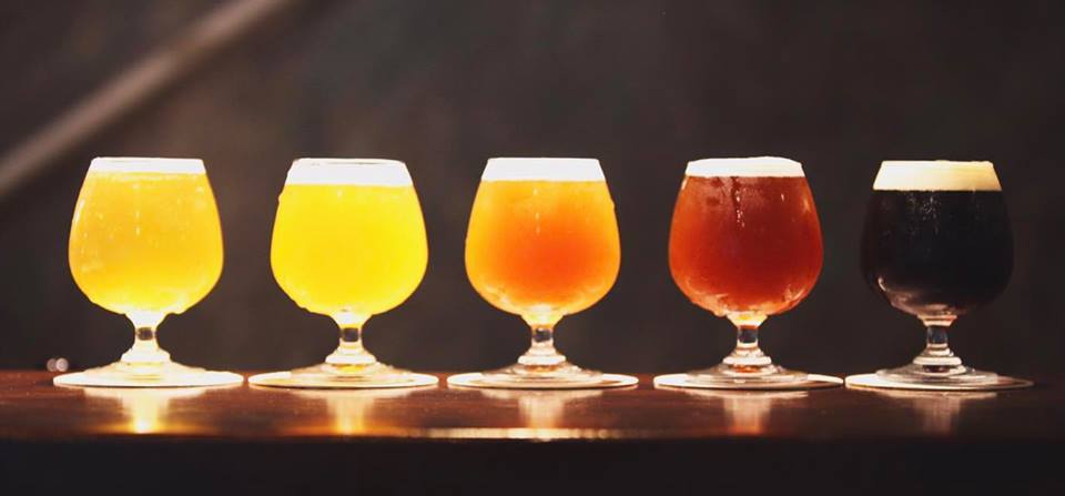 Craft beer - bia thủ công vị sả, ớt, chanh leo củ dền chỉ có ở Việt Nam